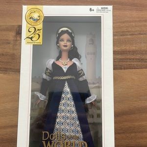 Princess of the Renaissance-Dolls of the World-unopen